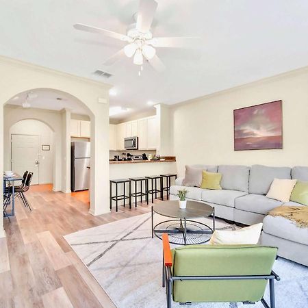Modern 2Br Condo - Hot Tub And Pool - Near Disney 올랜도 외부 사진