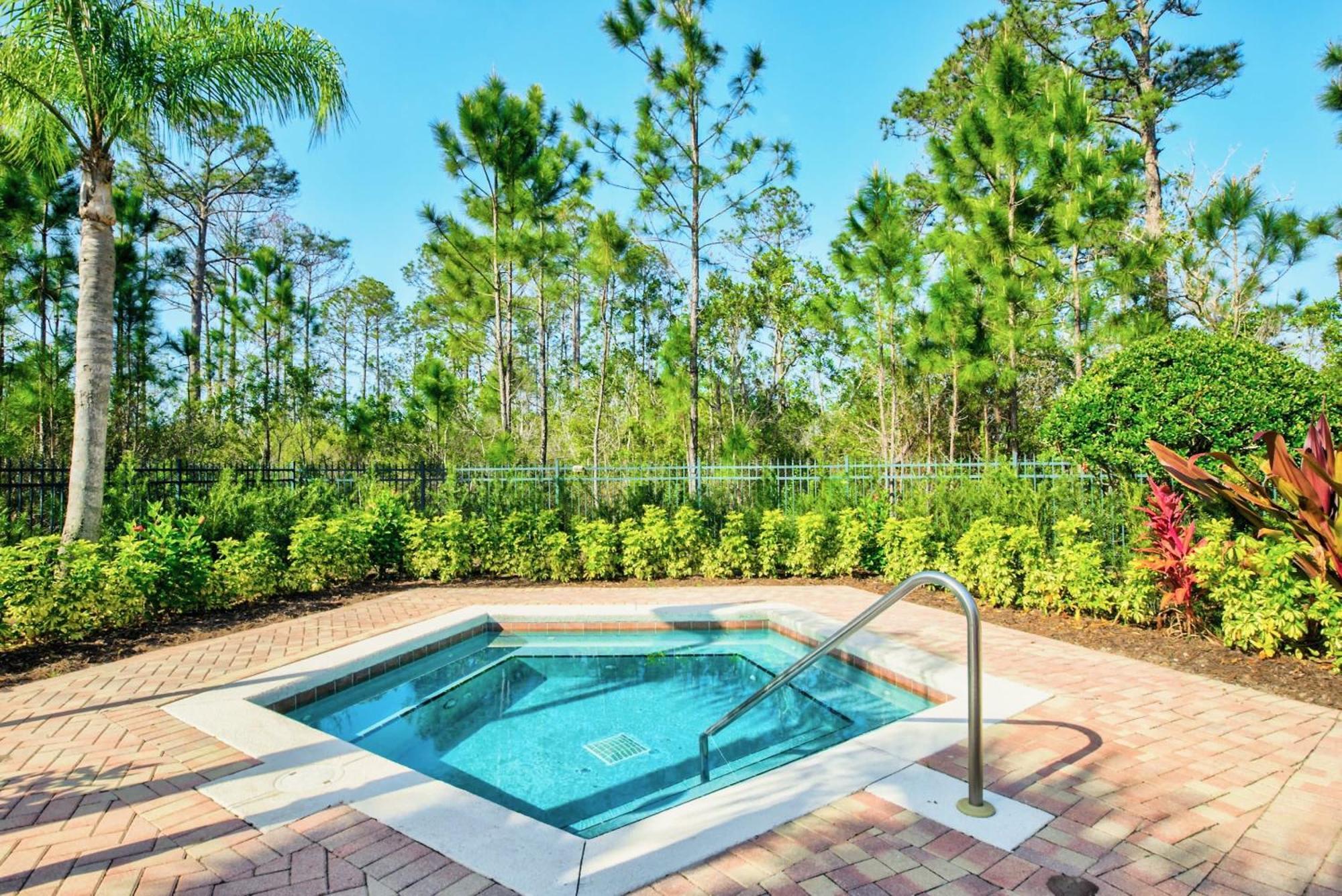 Modern 2Br Condo - Hot Tub And Pool - Near Disney 올랜도 외부 사진