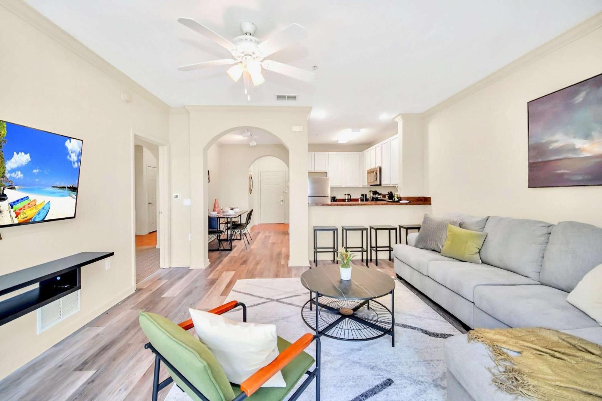 Modern 2Br Condo - Hot Tub And Pool - Near Disney 올랜도 외부 사진